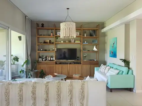 Casa en Alquiler Temporal en Talar Del Lago II, USD 2.600