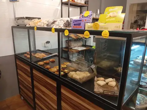 Excelente cafeteria en la zona de Devoto.