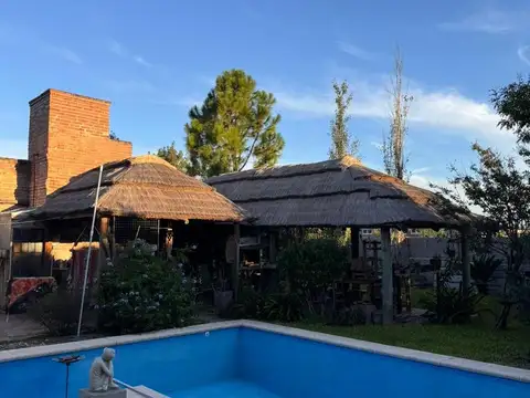 Casa en Venta con 1 cochera
