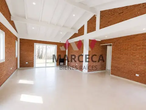 CASA 3 DORMITORIOS A ESTRENAR APTA CREDITO - BARRIO MANZANAR PLOTTIER