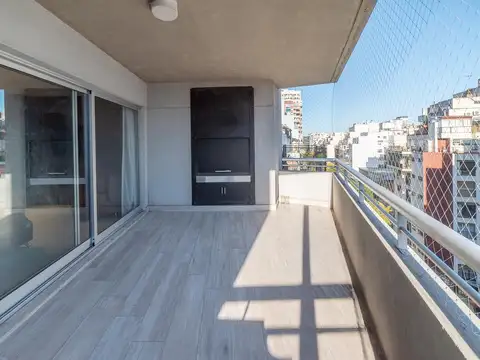 Venta Departamento 4 ambientes balcón aterrazado y parrilla.