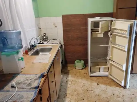 61 e/ 1 y La Costa