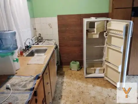 61 e/ 1 y La Costa