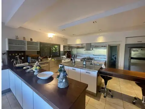Casa en Alquiler al Este