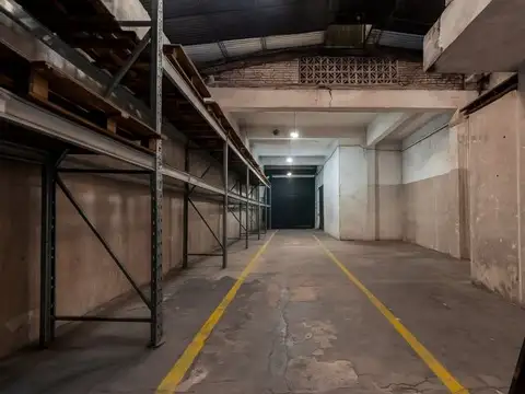 Galpon en Venta 8,66  mts Frente