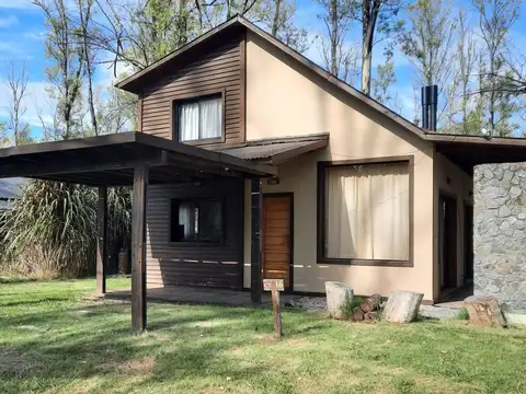 CASA EN VENTA EN CAMPO TIMBÓ