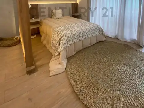 Esquiu 300, Piso 0