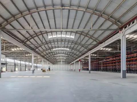 Depósito 7.000 m2 - Alquiler - Avellaneda - Dentro de Centro Logistico