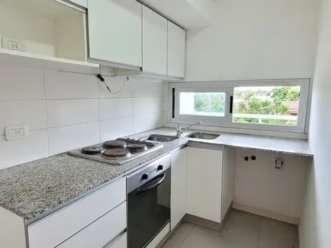 Departamento en Alquiler con 1 cocheras