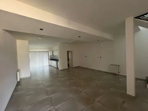 Departamento 7 ambientes con 2 baños