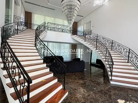 Venta Casa en Saint Thomas 5 Dormitorios Canning 100