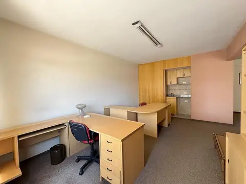 Oficina en Venta 60 años