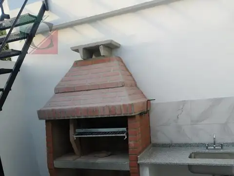 PH 3 ambientes con patio y terraza a estrenar  Lanús O