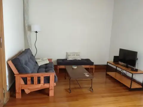 Av. Corrientes al 2000