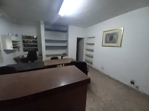 Galpon en Alquiler 10  mts Frente