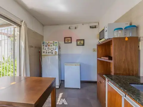 VENTA CASA BELVEDERE 3 DORMITORIOS 1 BAÑO PARRILLA