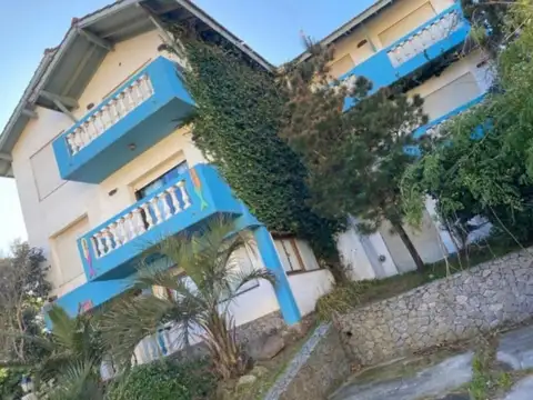 EXCELENTE EDIFICIO DE 9 DEPARTAMENTOS EN VILLA GESELL