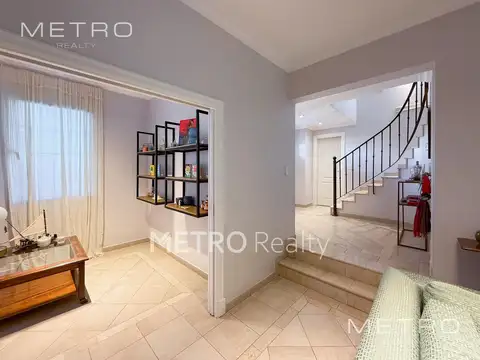 Casa 6 ambientes con 3 baños