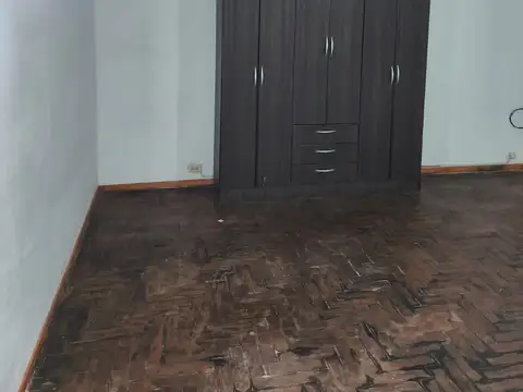ALSINA 400, Piso PB