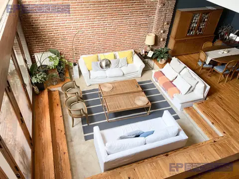 Venta Casa en Hurlingham 6 amb. ZONA CENTRO