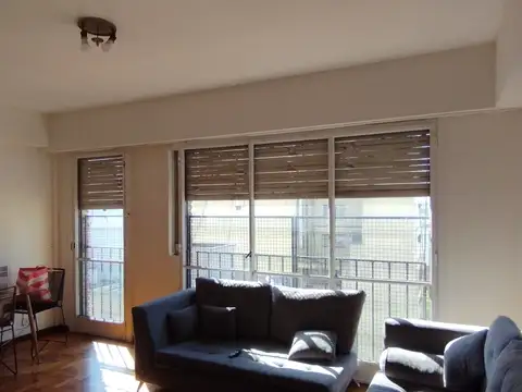 CABALLITO 4amb. Depto. en Venta. Senillosa 40