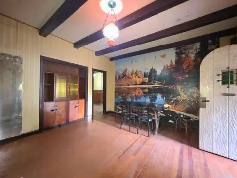 Casa 4 ambientes con 2 baños