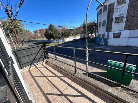 Departamento en Alquiler en General José de San Martín, $ 450.000