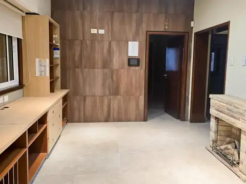 Depto Tipo Casa en Alquiler de 2 dormitorios
