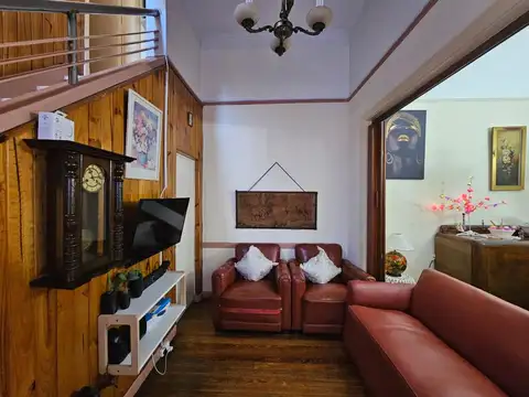 Depto Tipo Casa en Venta 60 años
