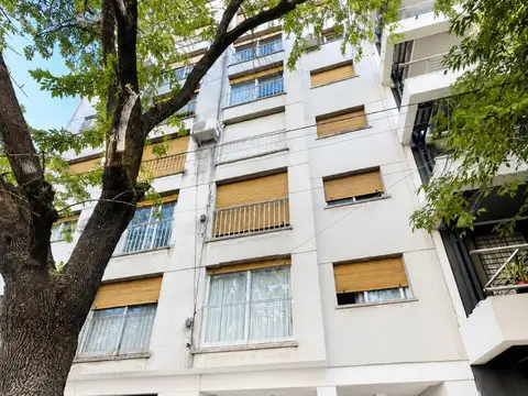 Departamento de 2 Dormitorios al frente