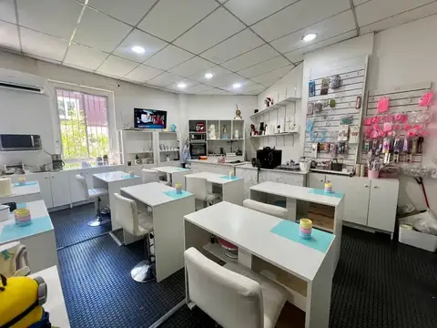 Oficina Monoambiente con 2 baños