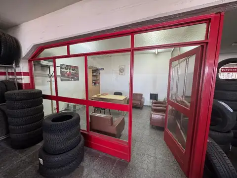 Local en Venta en Santa Rosa, USD 1.500.000