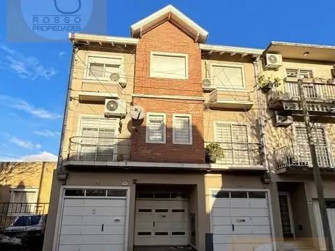 Maestra Mercedes Lascano al 100
