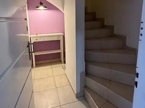 Depto Tipo Casa en Venta de 4 ambientes