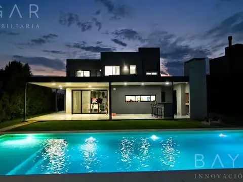 Casa en Venta en El Cantón, USD 269.000