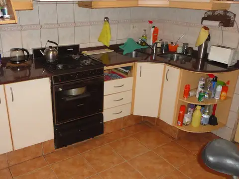 Depto Tipo Casa en Venta 50 años