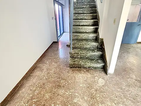 Caaguazú 7300, Piso 1