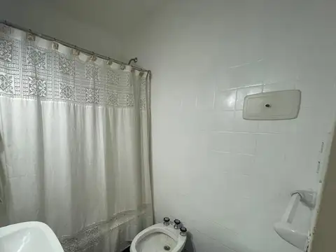 Departamento en Alquiler en Terminal de Ómnibus, $ 550.000