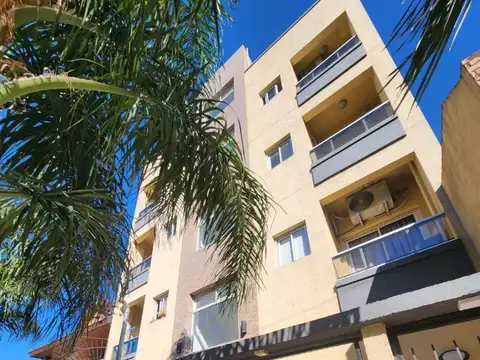 ALQUILER 2 AMBIENTES CON BALCON