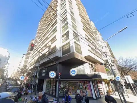 Departamento 3 ambientes con dependencia en alquiler en Once