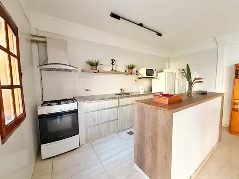 Casa 4 ambientes con 3 baños