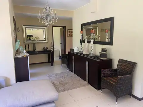 Casa en Alquiler Temporal en Punta del Este, USD 23.000