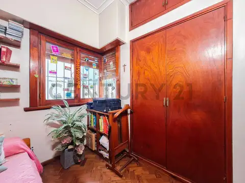 Casa en venta City Bell a 1 cuadra de Cantilo
