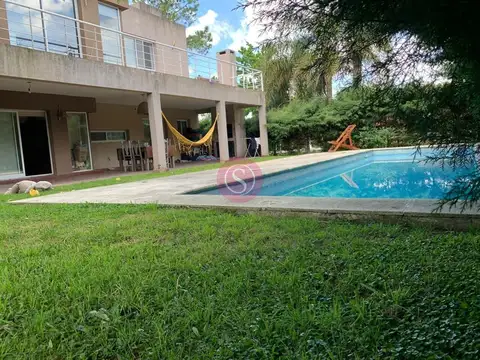 Casa en Venta, Club Privado Loma Verde. (APTO CREDITO) 100