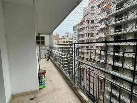 Departamento 6 ambientes con 3 baños