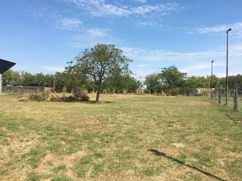 Parque Industrial, Marcos Paz 700