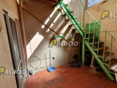 PH de 2 ambientes con Patio y Terraza en VENTA