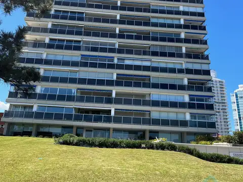 Departamento en Venta de 6 ambientes