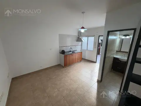 Departamento en Alquiler en Villa Adelina, $ 750.000