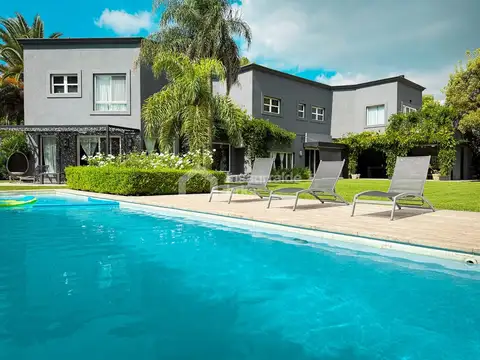 Casa en Venta en Villa Bertha, Benavidez, Tigre, doble lote 